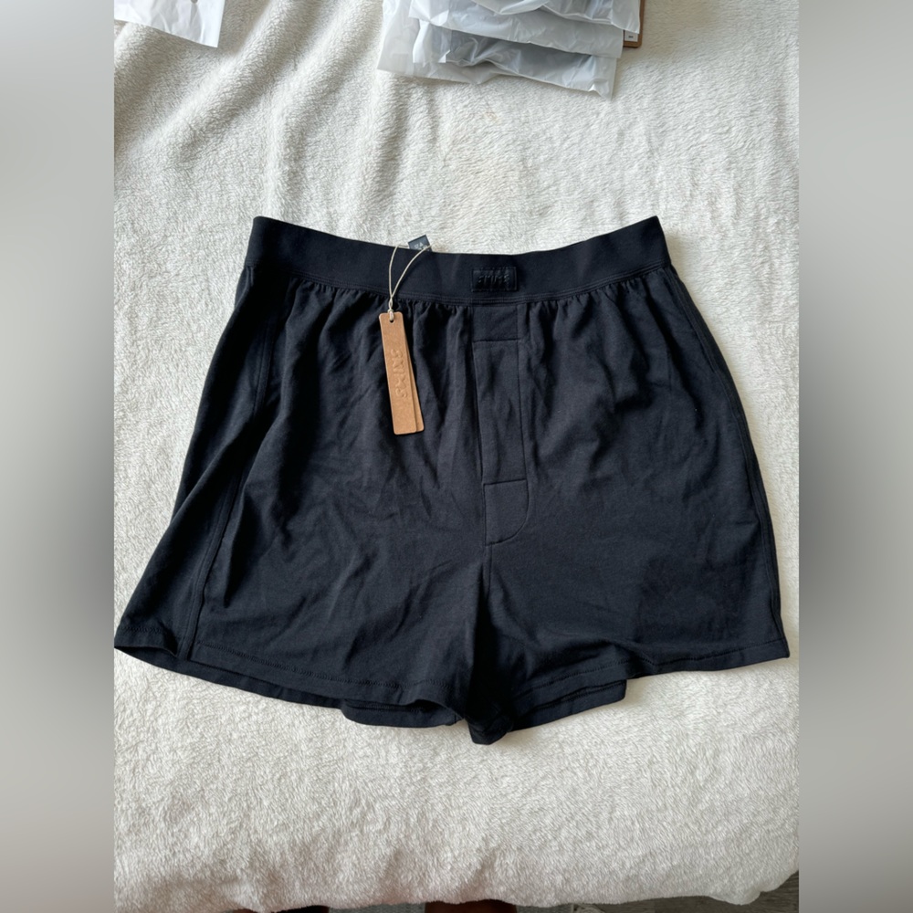 SKIMS NWT Boyfriend Loose Fit Boxer Shorts Size S Onyx Black Comfy Lounge Soft - Picture 6 of 6